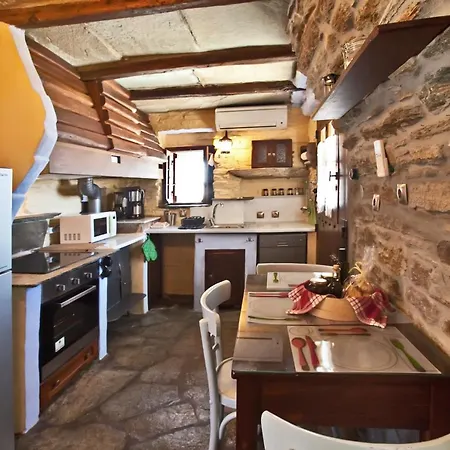 Triantaros Habitart