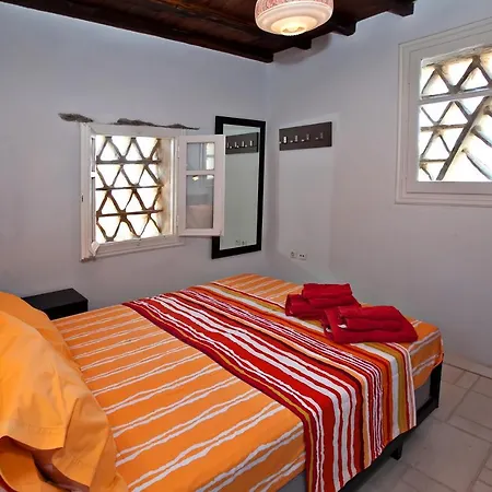 Triantaros Habitart Triandáros